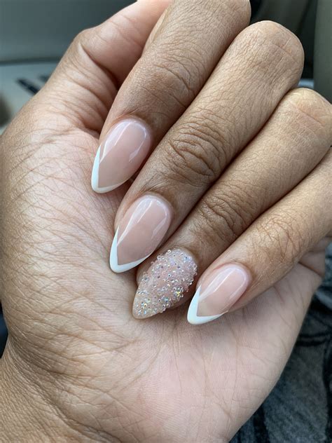 almond shape french tip nails|cute almond acrylic nails.